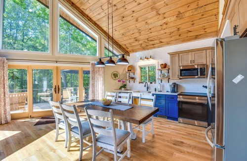 Gainesville Cabin | Secluded Lake Lanier Cabin w/Game Area