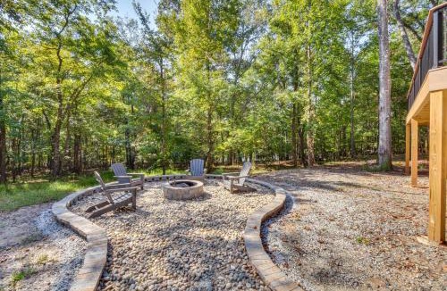 Gainesville House | Secluded Lake Lanier Cabin w/Game Area