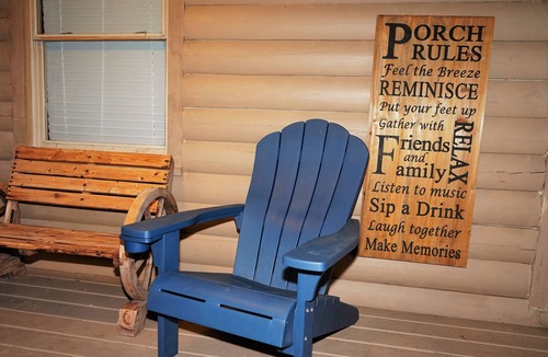 Eulonia Cabin | Secluded, peaceful Coastal Log Cabin with hot tub.
