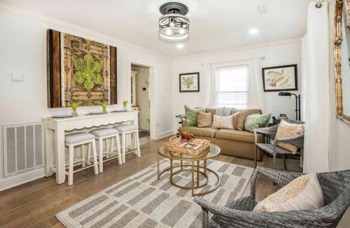 Knoxville House | Sequoyah 2BR Cottage 11 min to Neyland