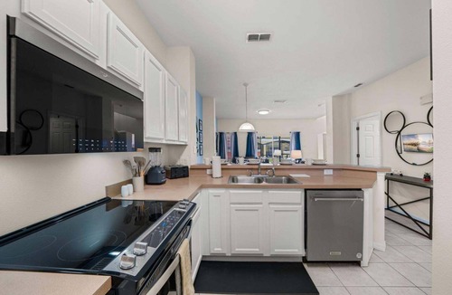 Sunset Lakes House | Serene 3BR Encantada Retreat with Private Pool Near Disney