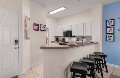 Sunset Lakes House | Serene 3BR Encantada Retreat with Private Pool Near Disney