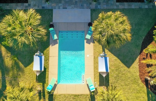 Fort Walton Beach House | Serene Bayfront Paradise - Private Pool, Kayaks, Hammocks, Views & Dogs Welcome!