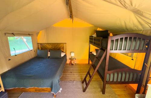 Onalaska Other | Settle Into a Cozy Lakeside Glamping Escape