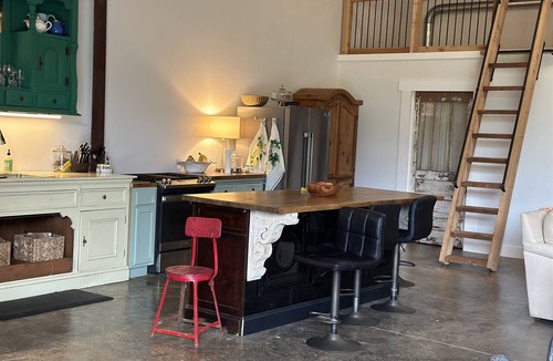 Montevallo Apartment | Sheep Farm - Unique Space - Amazing Views
