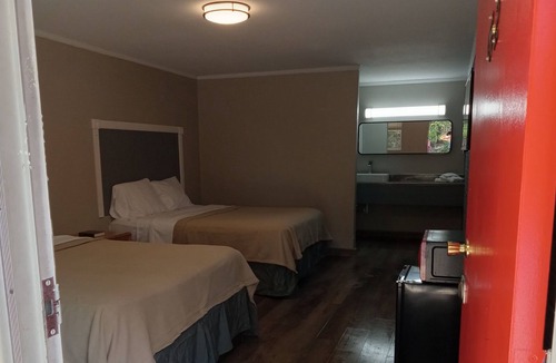 Aberdeen Hotel | Shelaine Motel