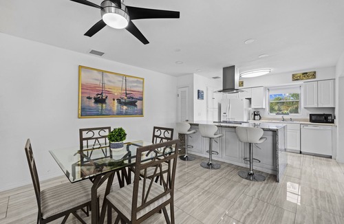 North Palm Beach House | Ship To Shore-Close to Beach
