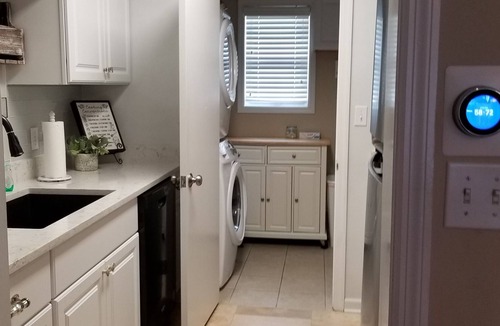 Saint Simons Heights Condo | Short stay or winter away - this is the place for you!