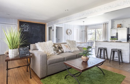 Mableton House | ⭐ Silver Comet House | Hot Tub 🔥| Near Six Flags⭐