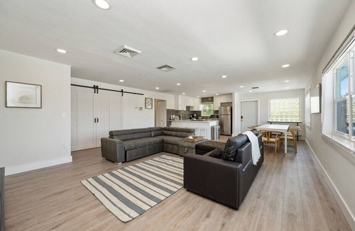 Riviera Beach Apartment | Singer Island Bliss: 4BR Retreat