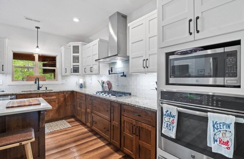 Arley House | Sip & Stay - Lakefront Retreat with Private Dock & Water Toys