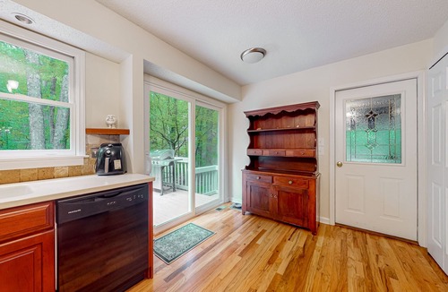 Sautee Nacoochee House | Skylake home with pool & tennis access - fireplace, grill, large deck, and AC