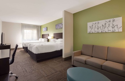 Saraland Hotel | Sleep Inn & Suites North Mobile Saraland