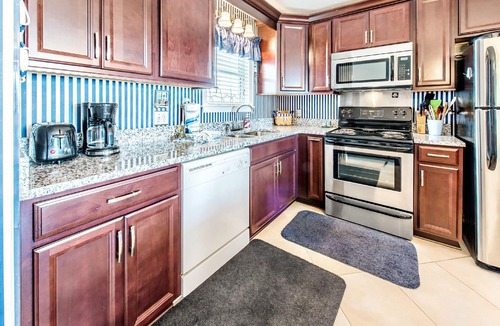 Fort Walton Beach Condo | Snowbird Deals Jan-Feb!🌅Bay View~Close 2 Beach~Pool~2BR Hermitage by Bay 305🌅