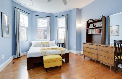 Stanton Park Apartment | Sojourn Spacious Historic 2 BR with Modern Updates