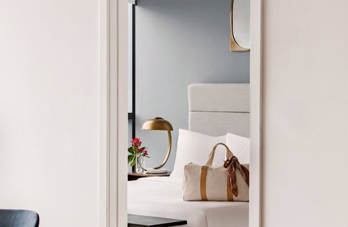 West Avenue Apartment | Sonder 17WEST | Three-Bedroom Apartment w/ Balcony