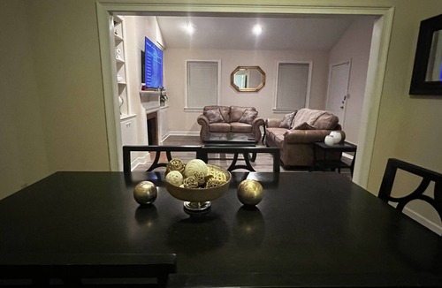 Albany Apartment | Southern Charm