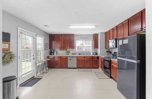 Centerville House | Southern Comfort Close to It All