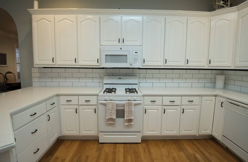 Carrollton House | Southern feel 4-bedroom 3.5 bath house with over 4,000sq/ft of space to relax.
