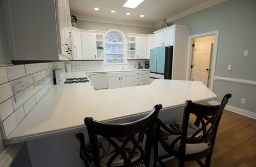 Carrollton House | Southern feel 4-bedroom 3.5 bath house with over 4,000sq/ft of space to relax.