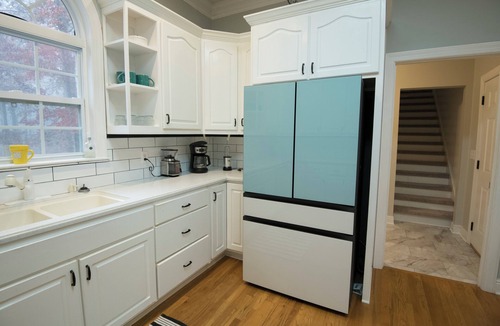 Carrollton House | Southern feel 4-bedroom 3.5 bath house with over 4,000sq/ft of space to relax.