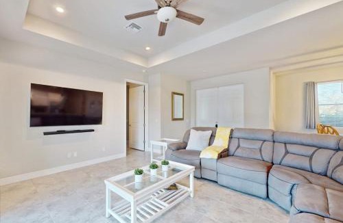 Pelican House | Southwest Dream