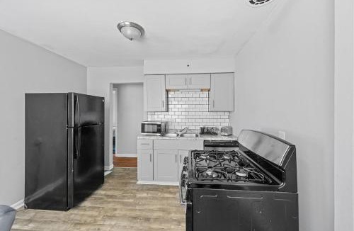 Mount Airy Apartment | Spacious 2 bedroom apartment in cincinnati