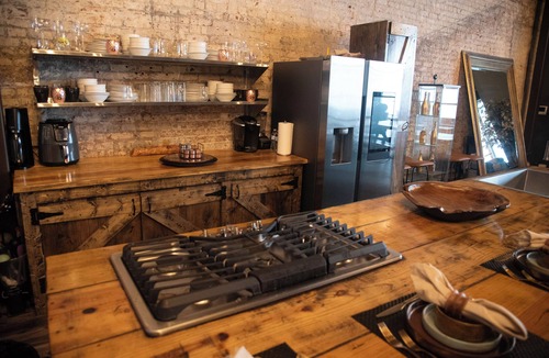 Castleberry Hill House | Spacious 3-Level Loft Stay in Downtown Atlanta