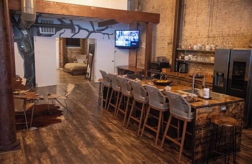 Castleberry Hill House | Spacious 3-Level Loft Stay in Downtown Atlanta