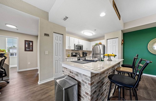 Westchase Apartment | Spacious 3BR 2BA w Pool Gym Near Airport 4