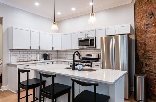 Shelby Park House | Spacious 3BR | Perfect for Expo, Derby & Downtown