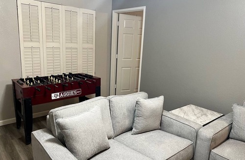 Pecan Tree - McCullough Condo | Spacious 4-bedroom in College Station, less than 2 miles from Kyle Field.