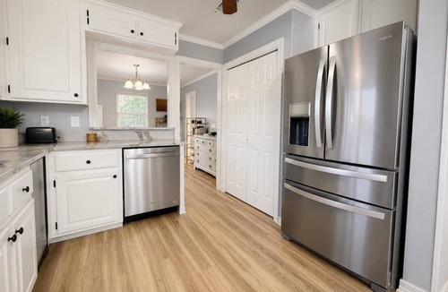 D'Iberville House | Spacious 4BR Lake Retreat Near Biloxi Beaches