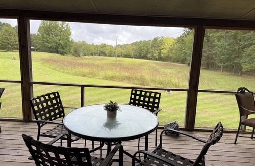 Caddo Gap Cottage | Spacious 4BR Retreat for Families + Groups · Deck + Views