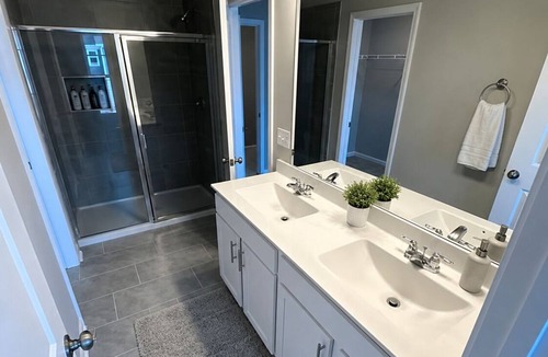 Mableton House | Spacious 4BR Townhome Near Atlanta Pet-Friendly