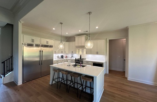Oxford House | Spacious 5-bedroom, 3.5-bath home in Oxford: 4 miles from The Square!