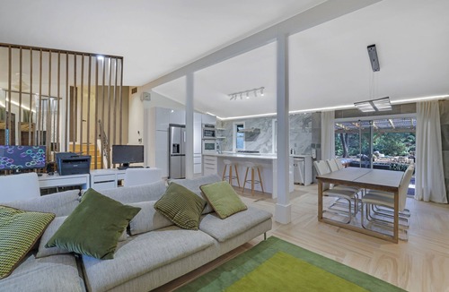 Hapeville House | Spacious 5-bedroom house in wonderful Atlanta with AC