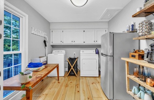 Taylors House | Spacious 6BR/10Bed~Pet & Family Friendly + HOT TUB