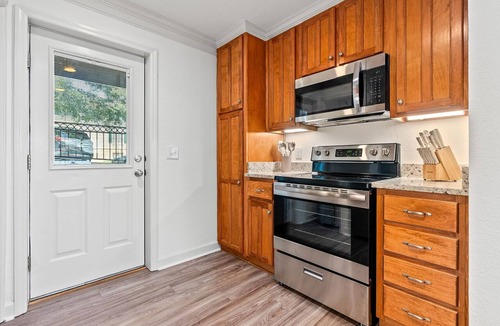 Auburn Condo | Spacious Auburn Condo - 3BR Near Campus + King Suite
