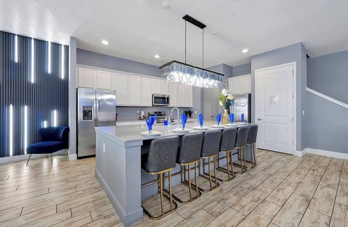 Kissimmee Villa | Spacious Bowling 14BR 14.5BA, Sleeps38, Lake Views