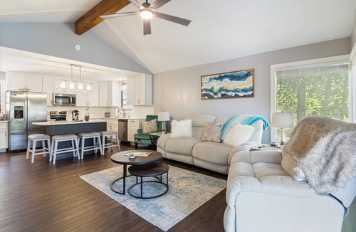 Lake Ozark House | Spacious, Central Location, Fire Pit, Boat Slip