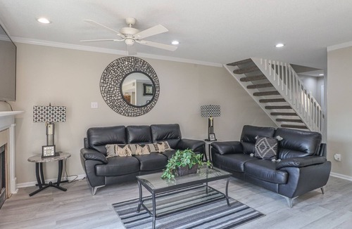 Mobile Condo | Spacious Cozy Condo! Perfect for longer stays