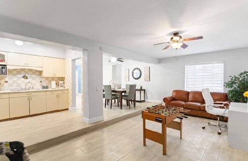 Miami Gardens House | Spacious home with king bed Near Hard Rock Stadium