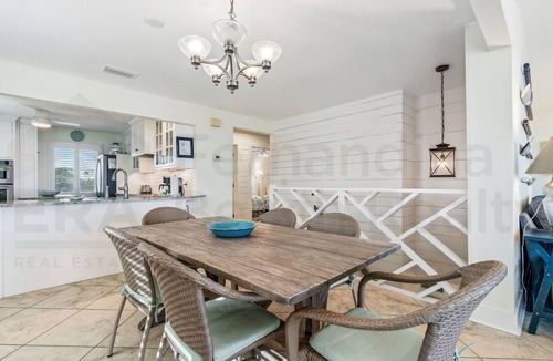Fernandina Beach House | Spacious living area, windows across entire length of home.