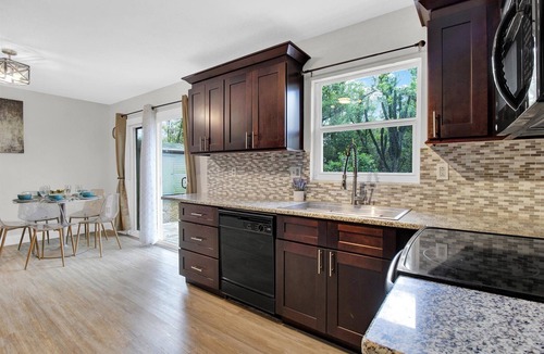 Bearss Plaza House | Spacious & Modern Home - Perfect for Your Family!