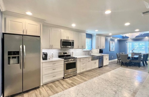 Fillmore House | Spacious NOLA Home with Movie Theater 10 Minutes to FQ