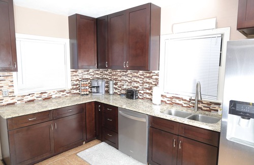 Tallahassee House | Spacious Pet-Friendly 5BR, Sleeps 12+, Ideal for Families & Extended Stays