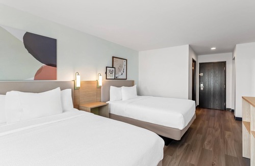Oak Forest Hotel | Spark by Hilton Oak Forest