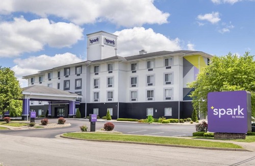 Shepherdsville Hotel | Spark by Hilton Shepherdsville Louisville South