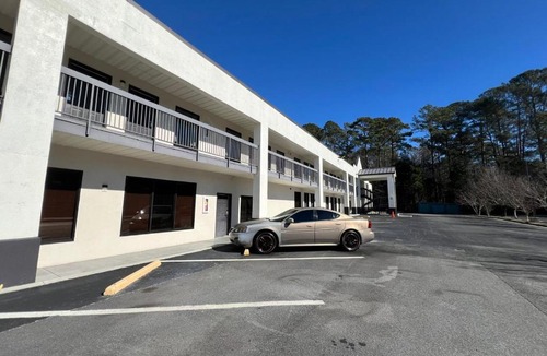 Griffin Hotel | Speedway Inn & Suites Griffin US 19